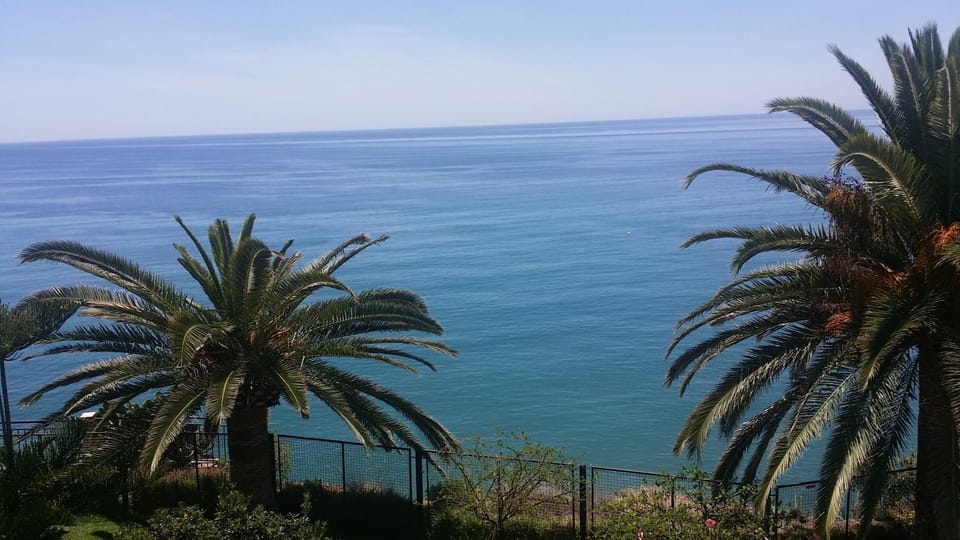 Spring, Off site, Day, Beach, On site, Sea view, Area and facilities, Swimming pool