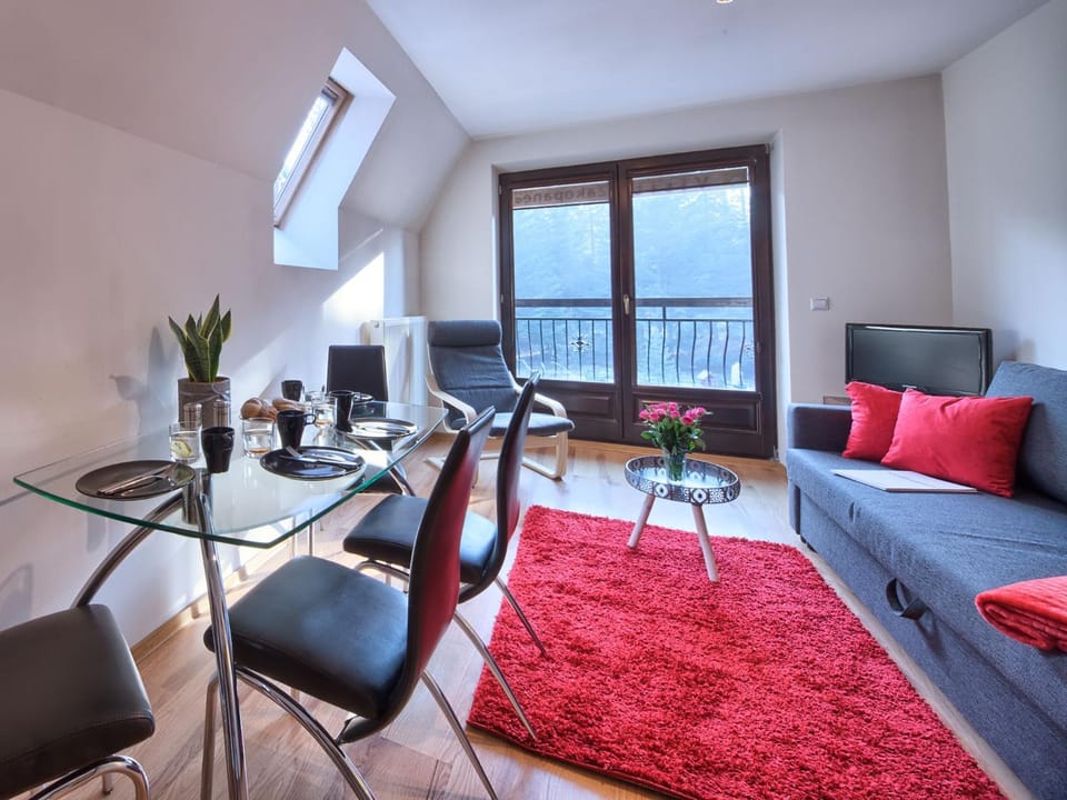 TV and multimedia, Living room, Seating area