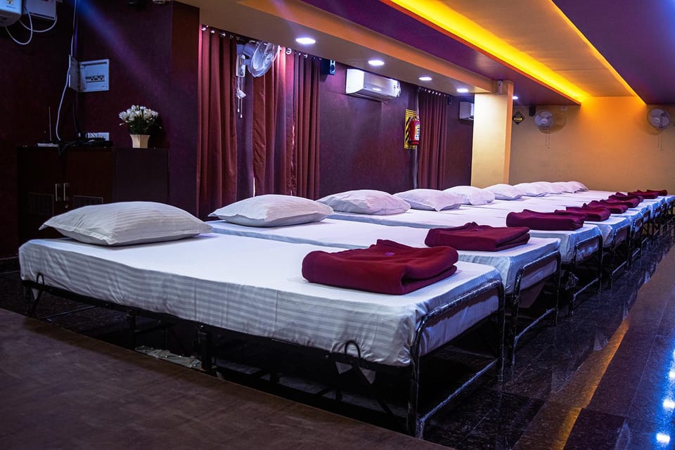 Bed, Photo of the whole room
