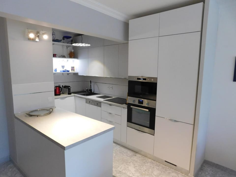 Kitchen or kitchenette, Other