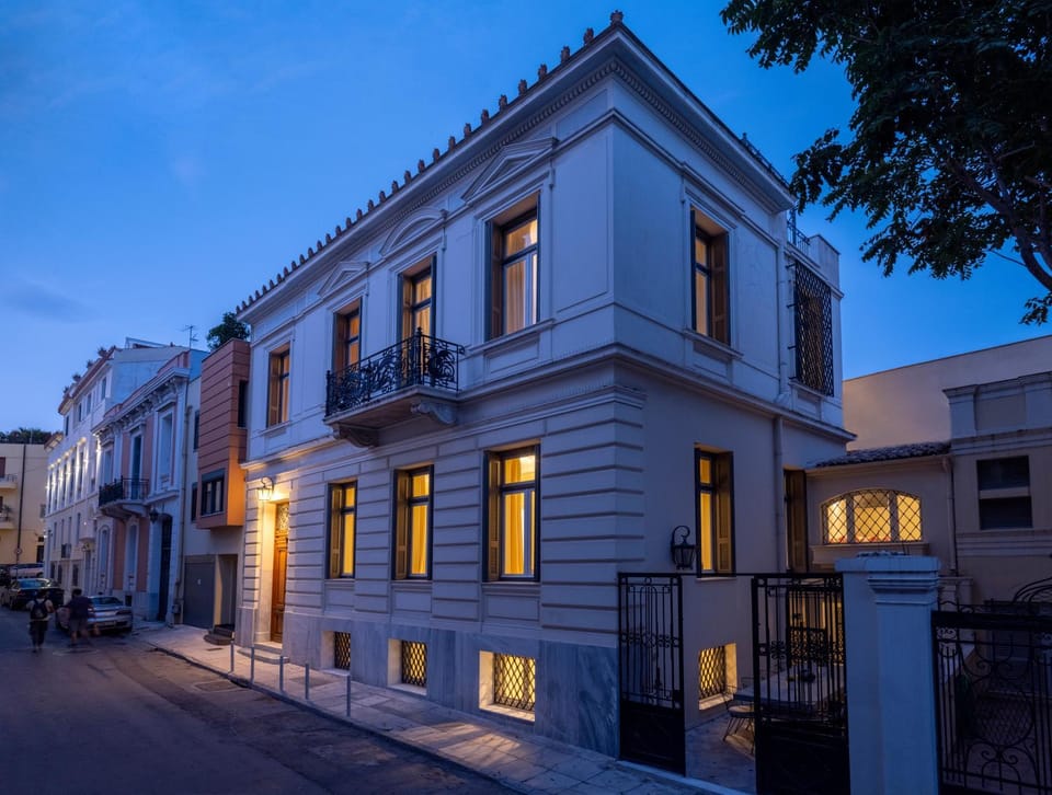 Property building, Street view