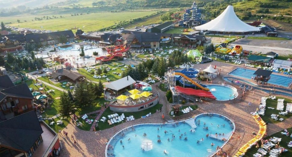 Aqua park, Swimming pool