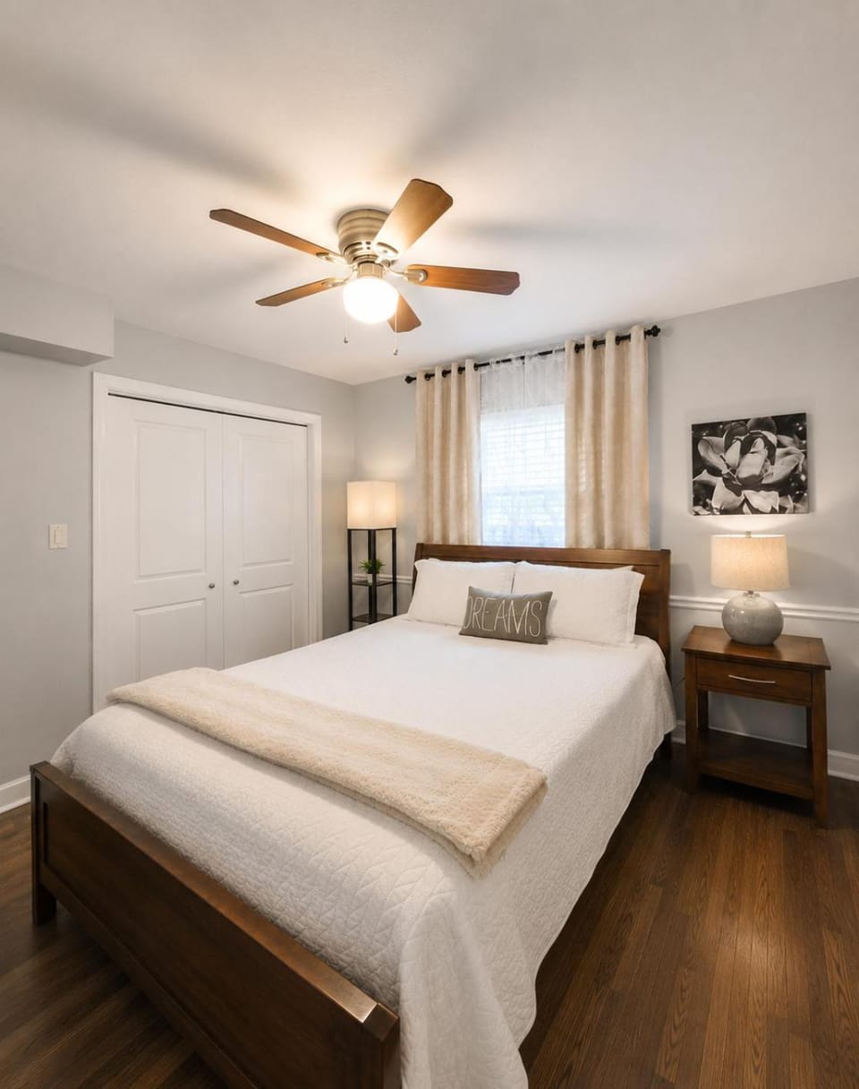 Amazing Midtown Atlanta Location by Piedmont Park Mercedes Benz Stadium Ponce City Market Beltline Apartment in Atlanta