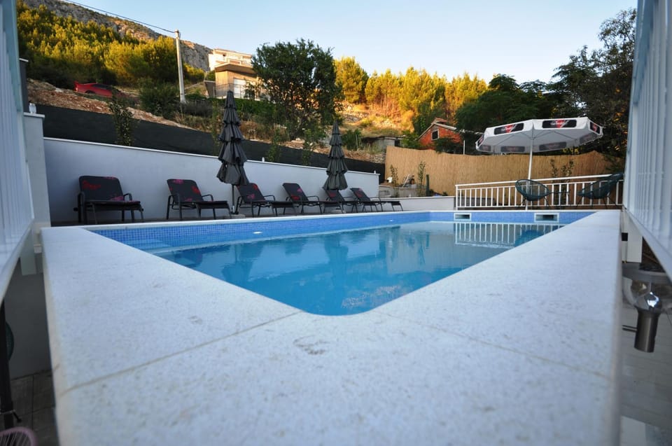 On site, Swimming pool