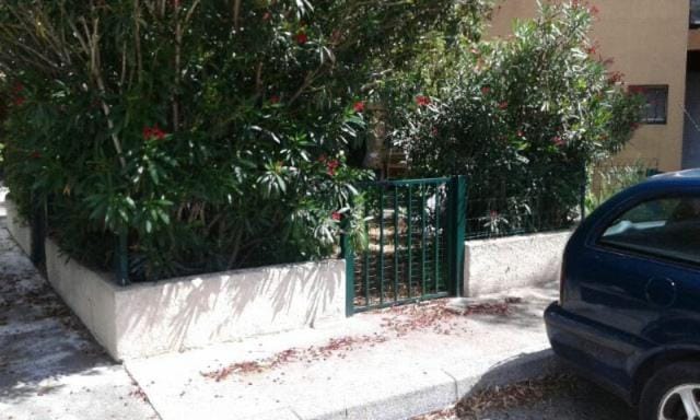 Joli studio avec jardinet Apartment in Avignon