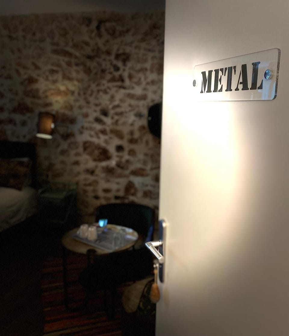 Logo/Certificate/Sign