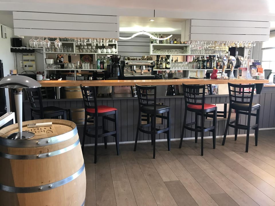 Lounge or bar
