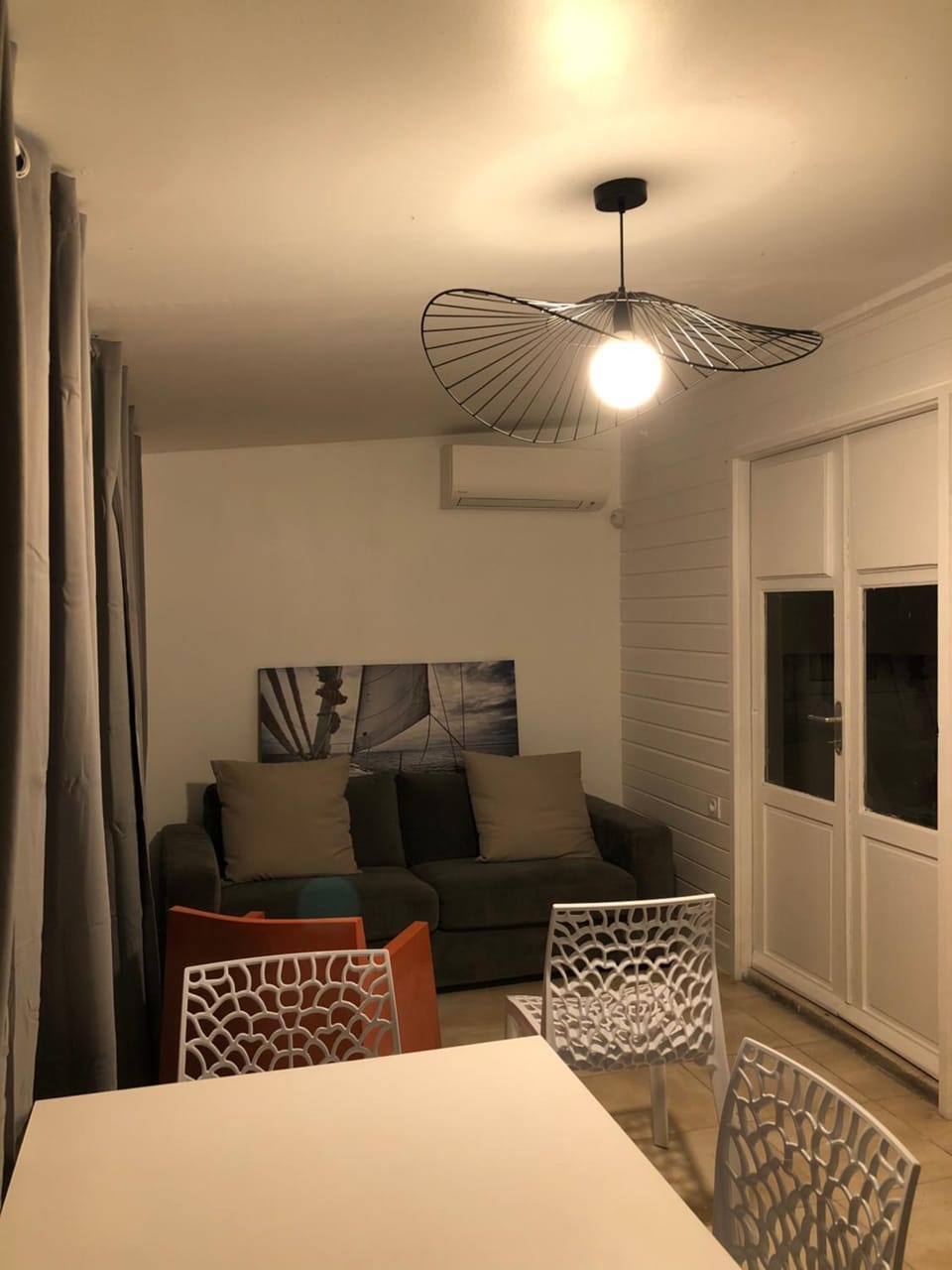 Seating area