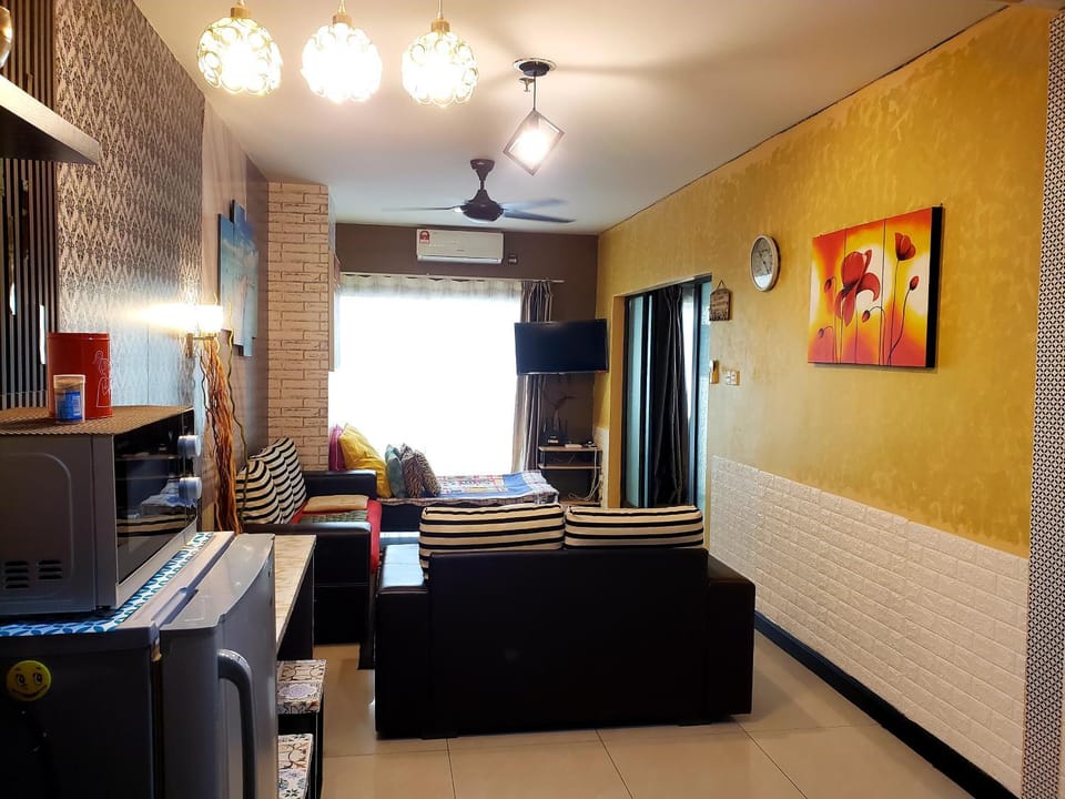 Living room, Seating area, Evening entertainment