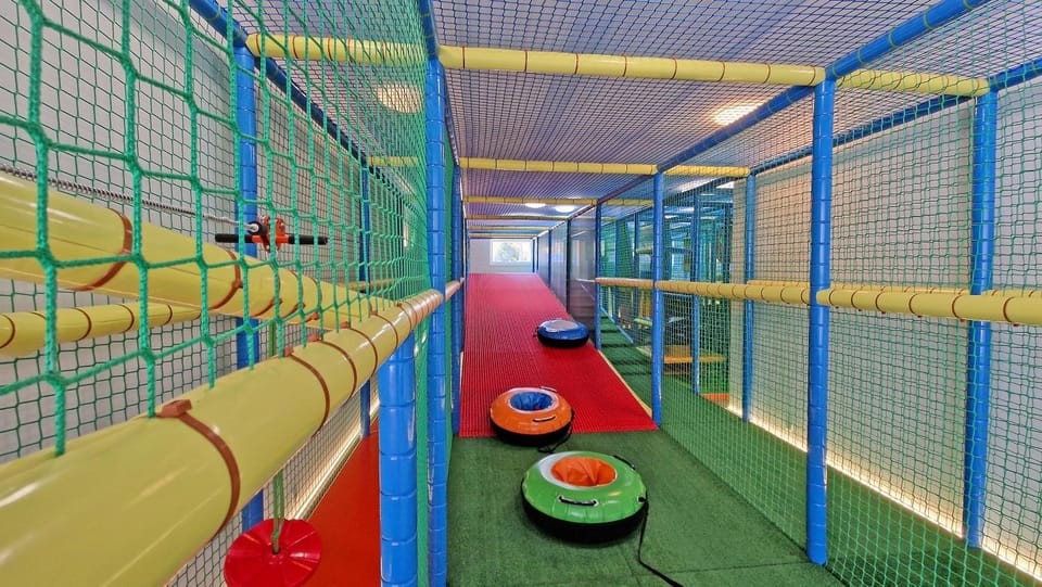 Kids's club