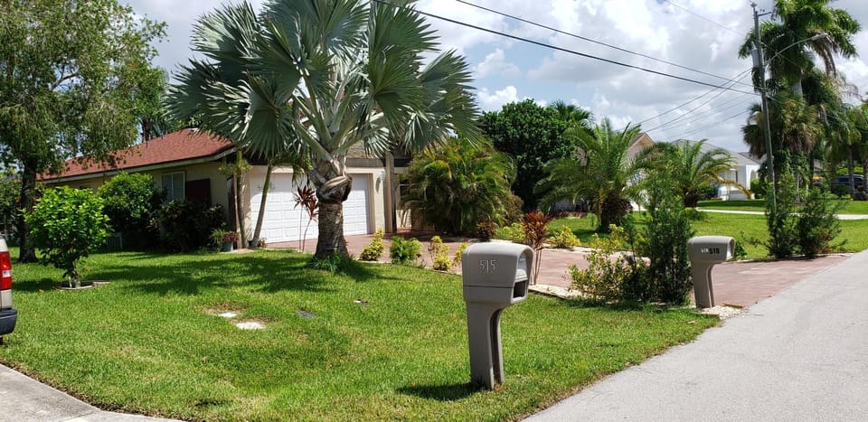 Sunny Paradise Villa in Cape Coral