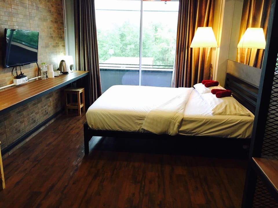Bed, View (from property/room), Bedroom