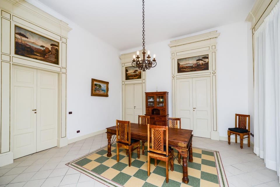 Property building, Living room, Seating area, Dining area