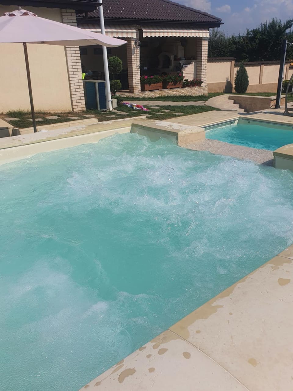 Swimming pool