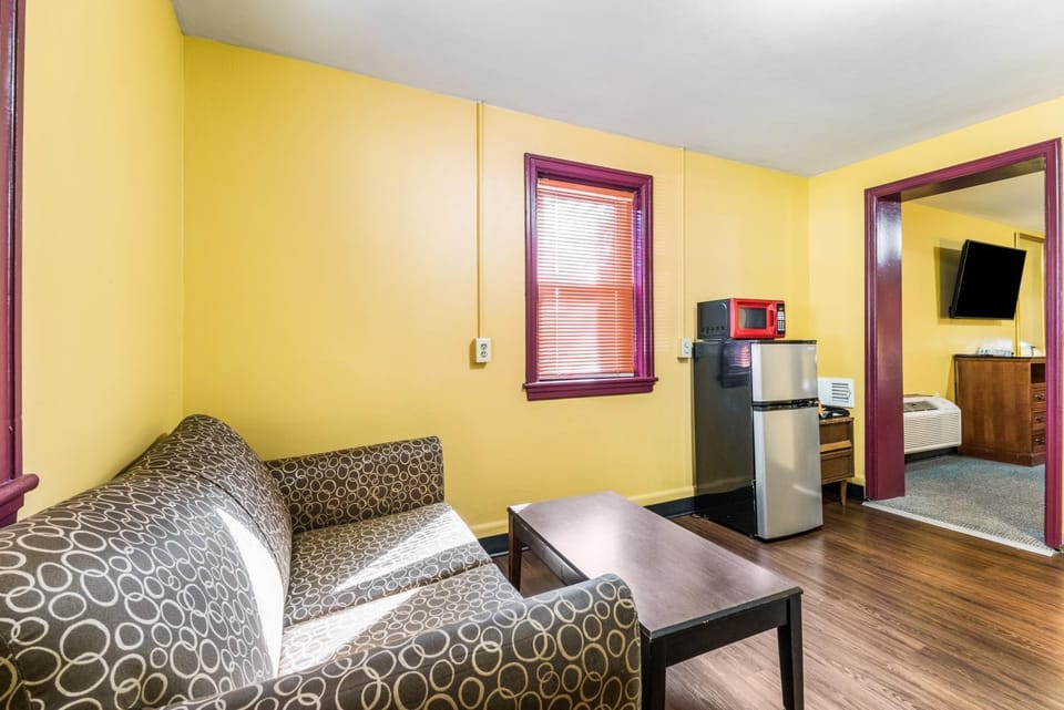 Cottage Inn - Grantville Motel in Grantville