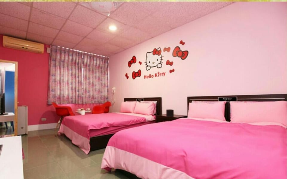 Photo of the whole room