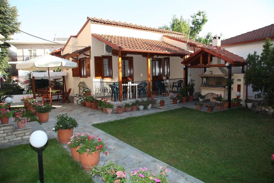 Property building, Garden