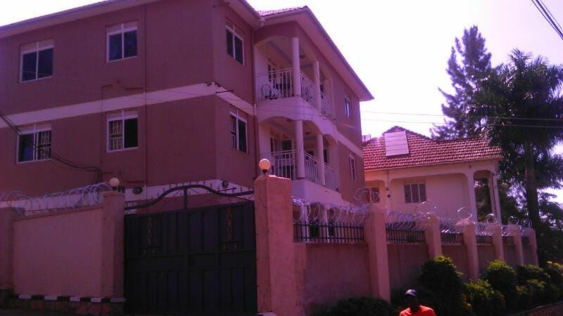 Brown Apartments Apartment in Kampala