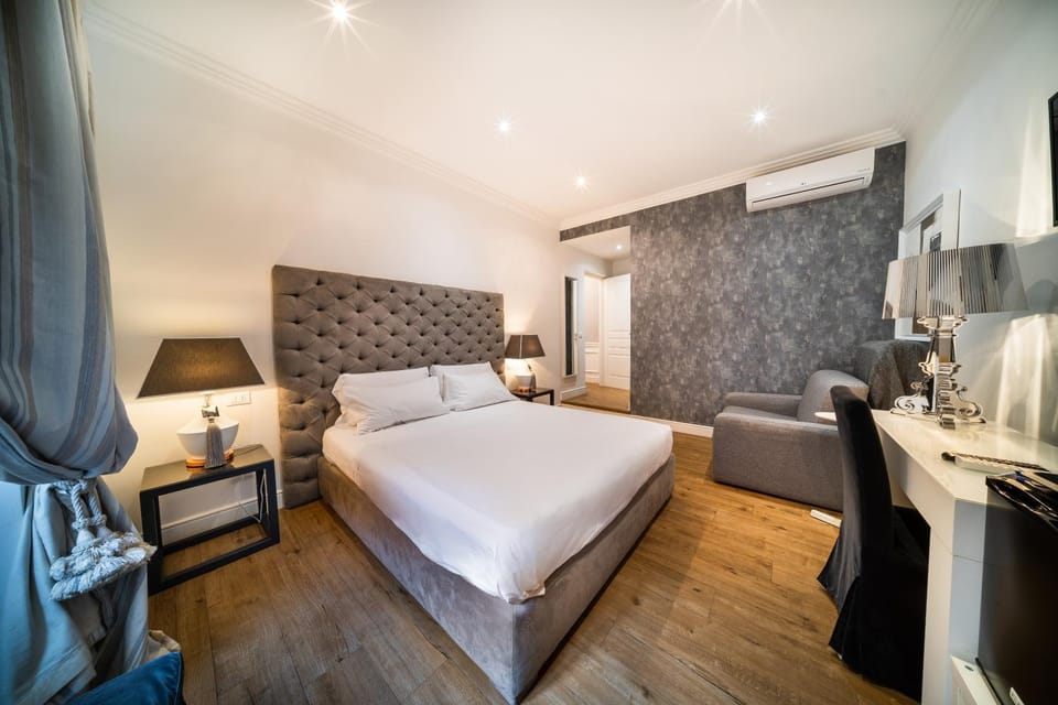 Vatican Chic B&B Bed and Breakfast in Rome
