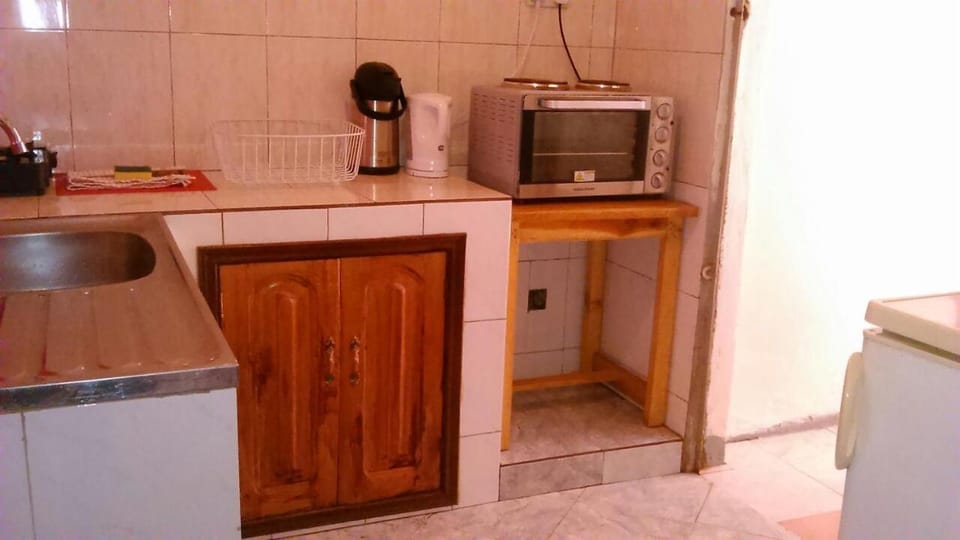 1 Bedroom Down White 1 Apartment in Kampala