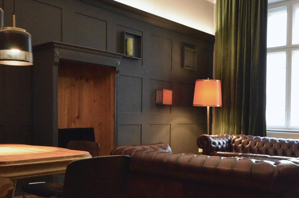 Day, Living room, Seating area, Dining area