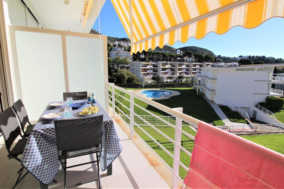Global Immo 2155 Almadrava Platja Apartment in Roses