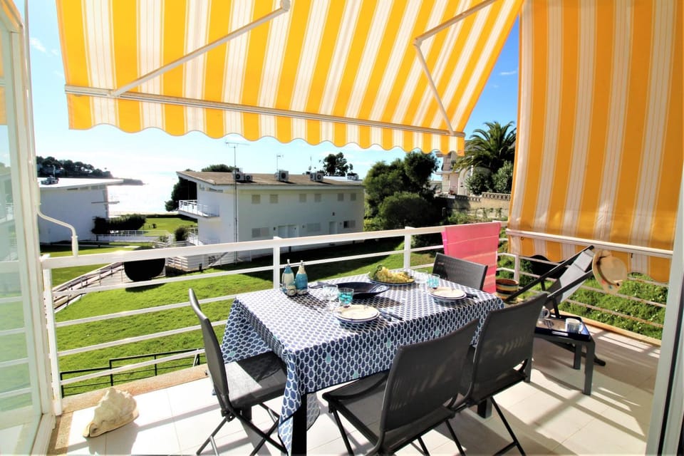 Global Immo 2155 Almadrava Platja Apartment in Roses