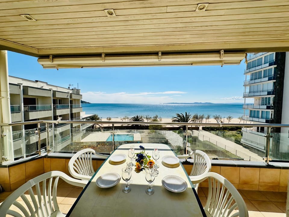 Global Immo 3170 Hort De Mar E Apartment in Roses