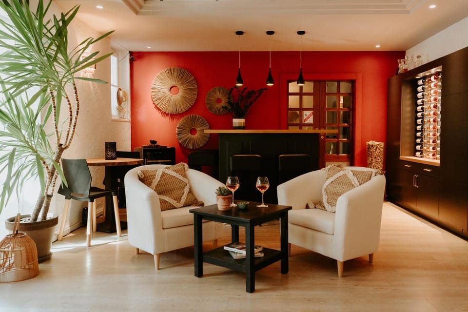 Lounge or bar
