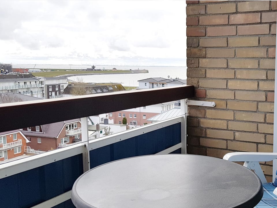 View (from property/room), City view, Sea view