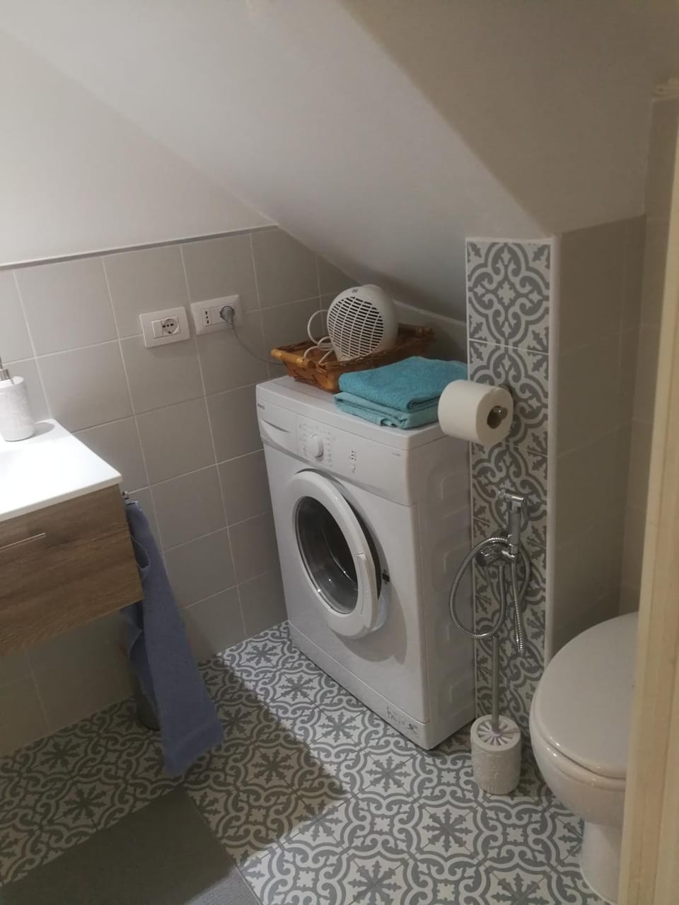 Property building, Bathroom