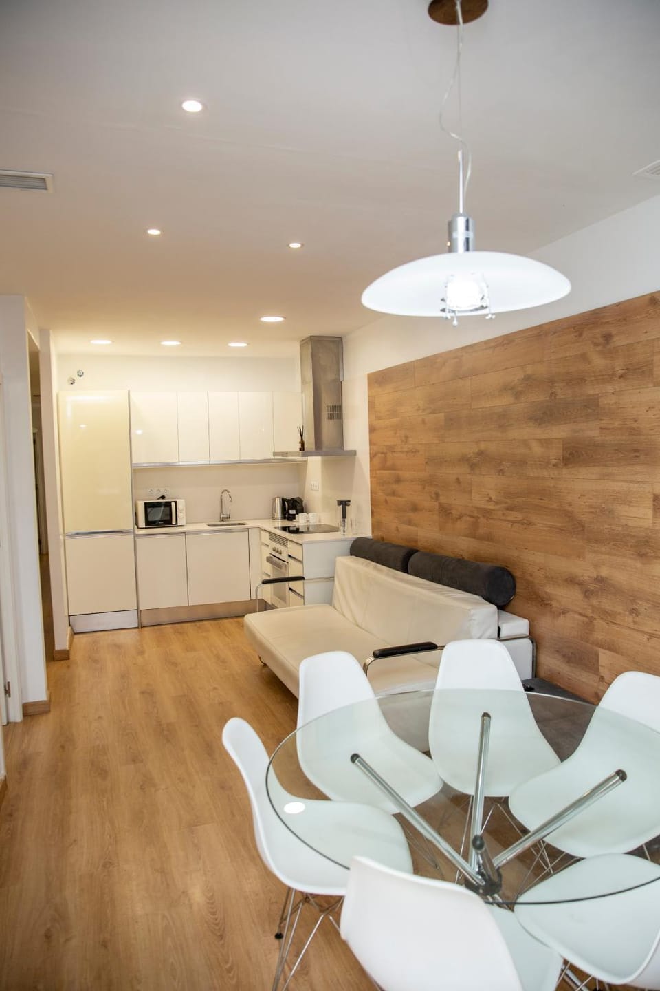 DragonTree Barcelona - apartamentos turisticos 5 min from the BEACH Apartment in Barcelona