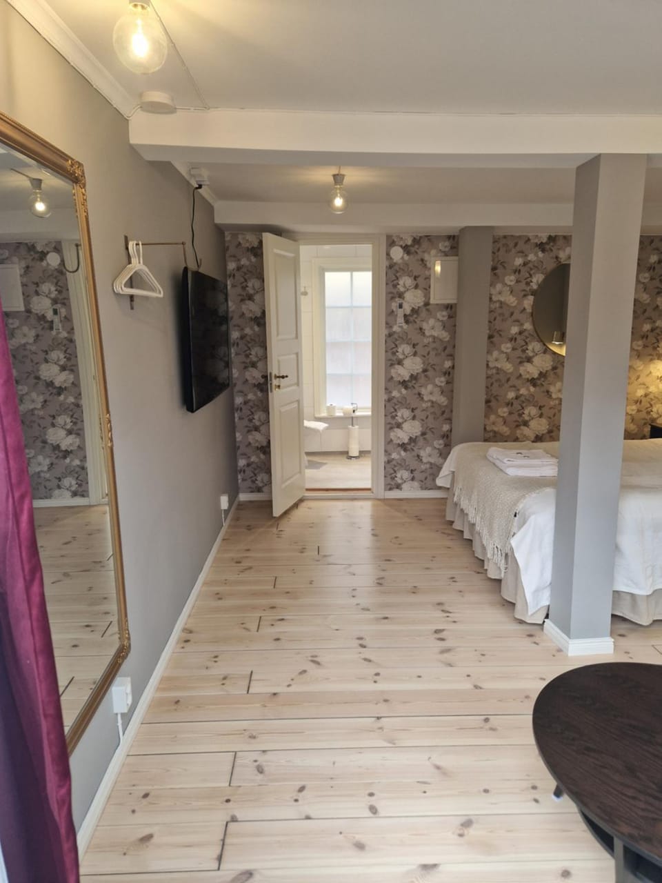 TV and multimedia, Bedroom