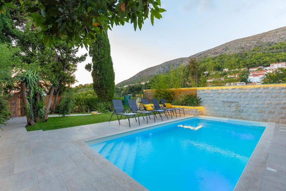 Balcony/Terrace, Swimming pool, Swimming pool