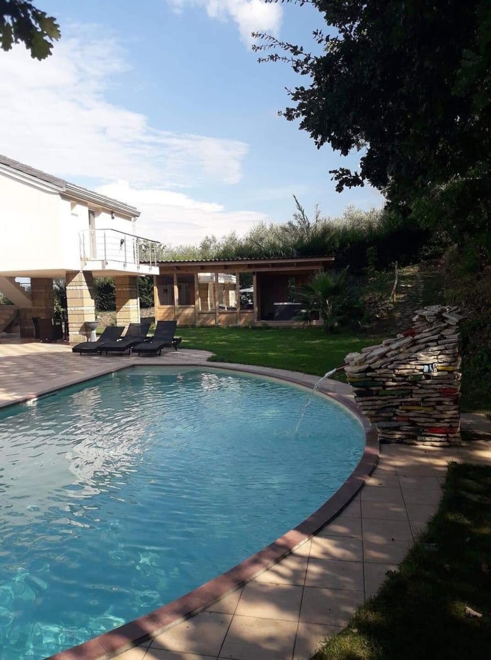 Garden, Garden view, Pool view, Swimming pool, sunbed