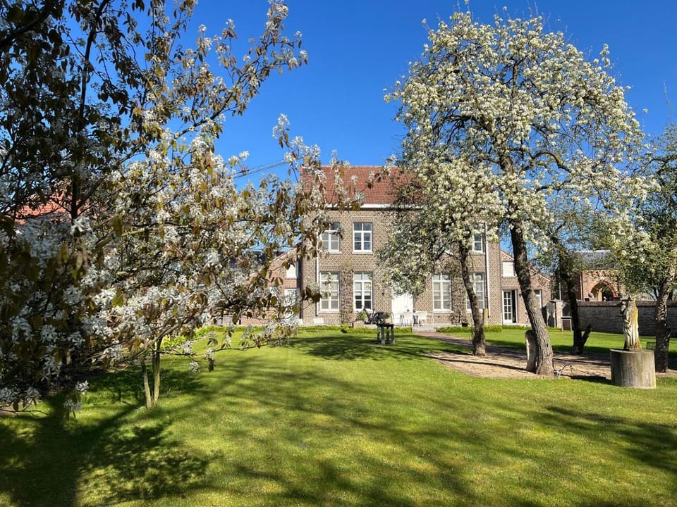 De Pastory Peer Hotel in Peer