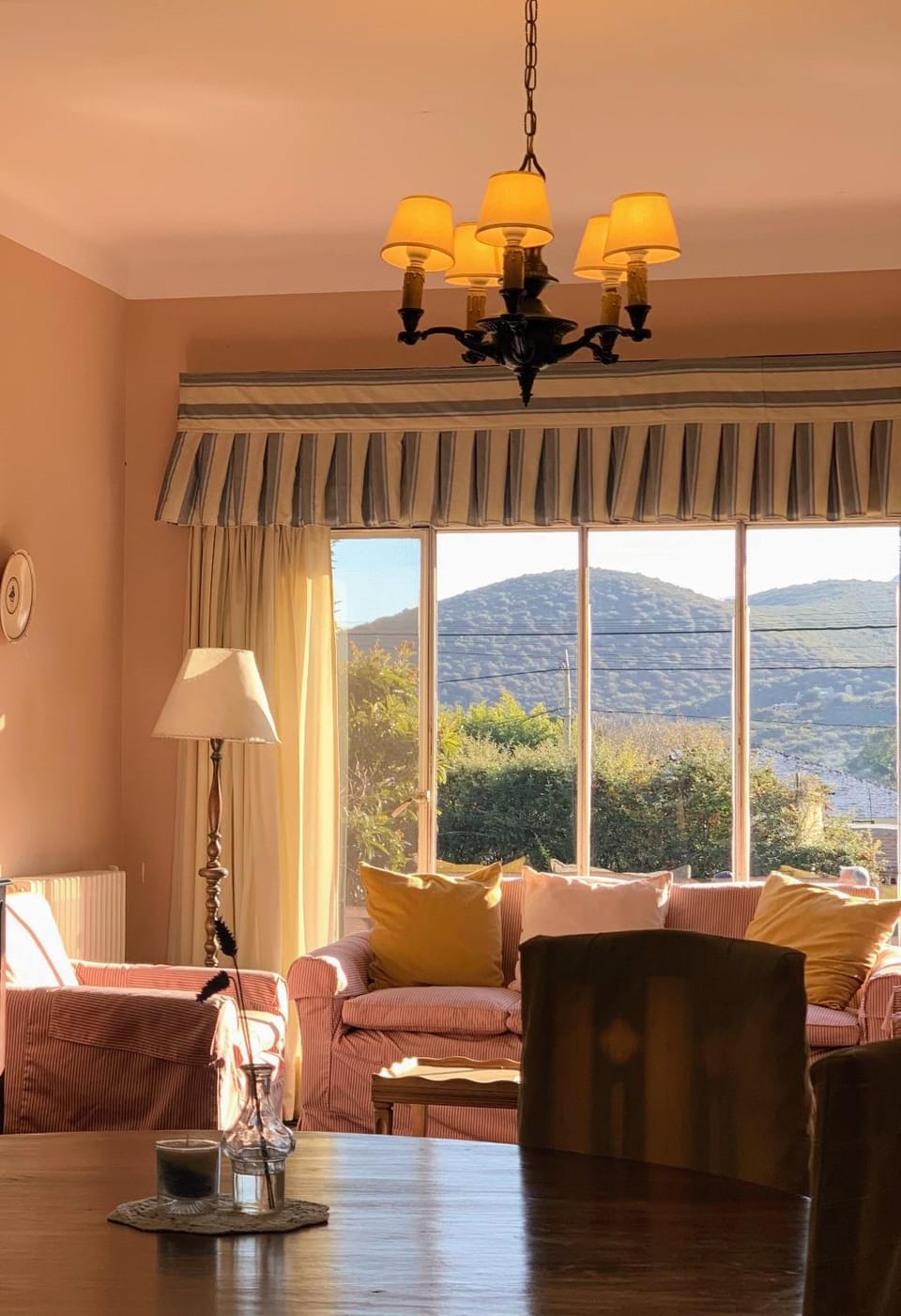Seating area, Mountain view
