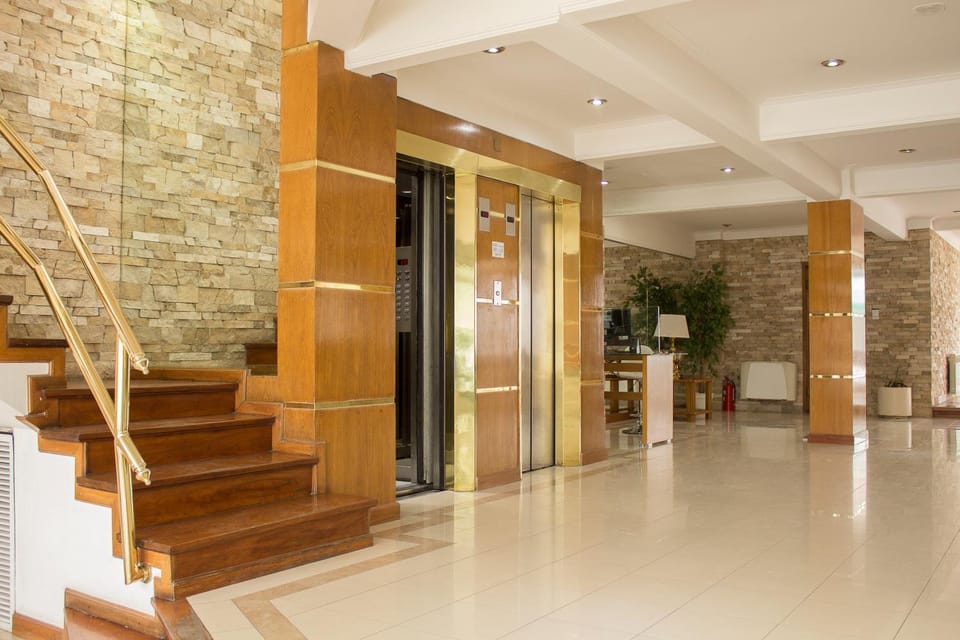 Lobby or reception, Facility for disabled guests