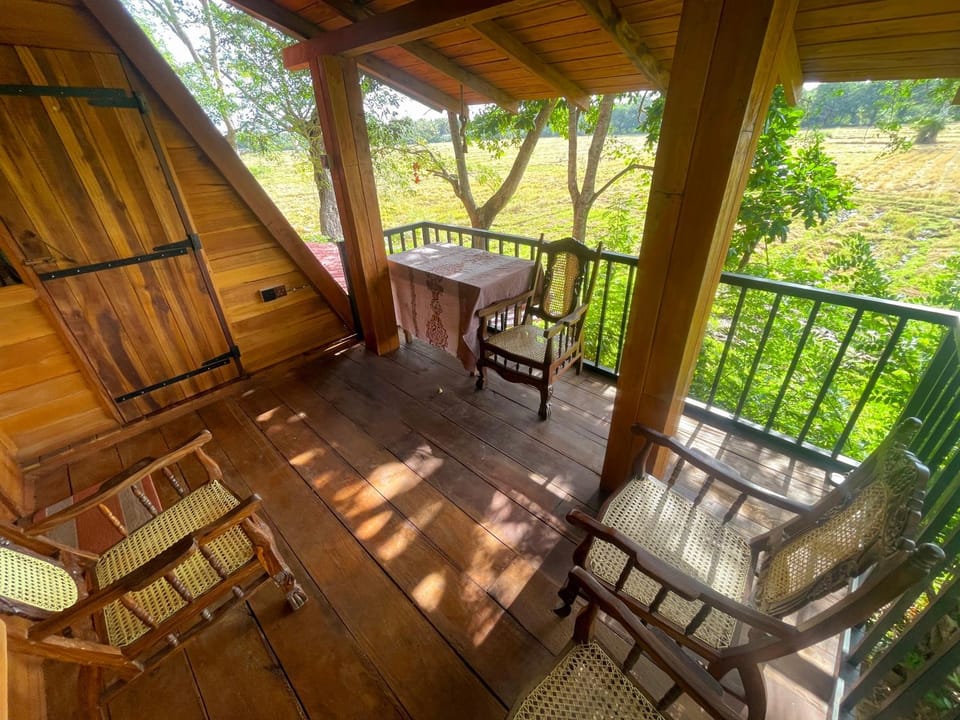 Garden, View (from property/room), Balcony/Terrace, Dining area, Garden view