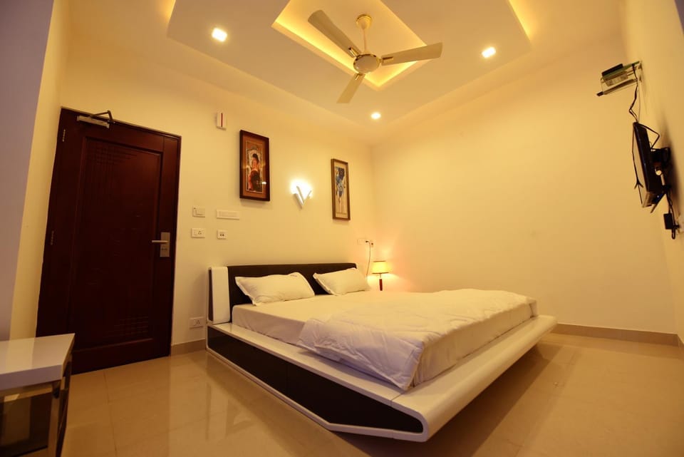 Bed, TV and multimedia