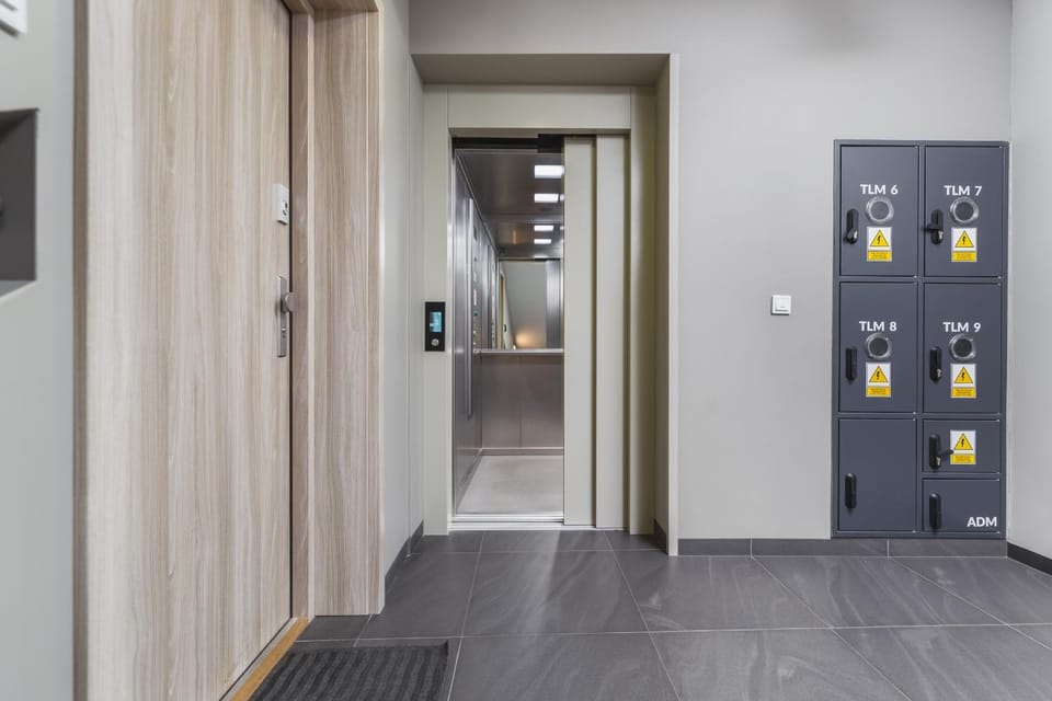 Other, elevator