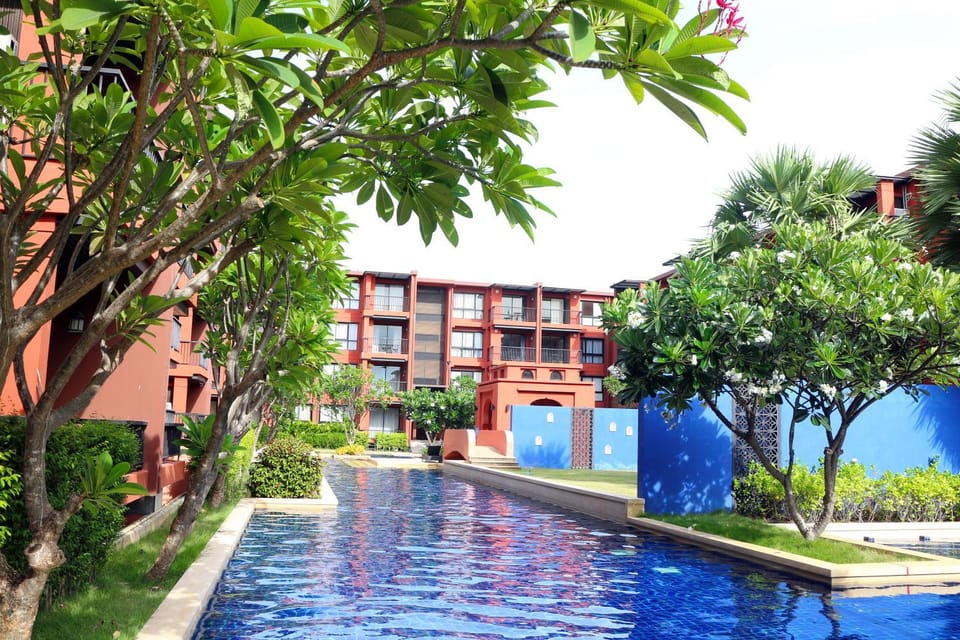 Property building, Swimming pool
