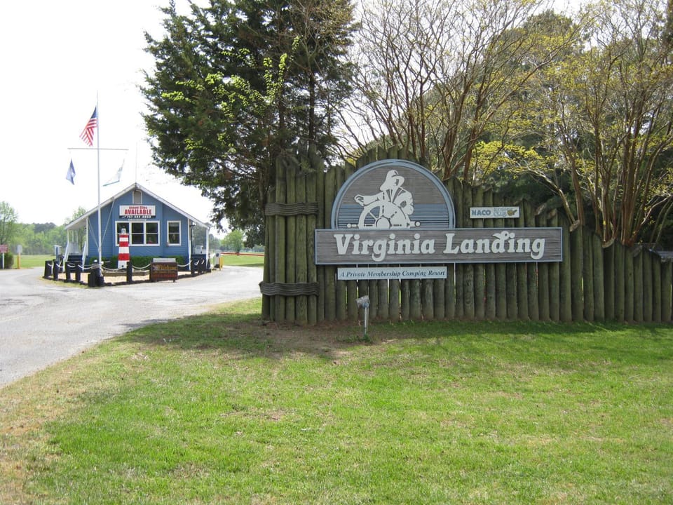 Virginia Landing Camping Resort Cabin 17 Cabin in Virginia