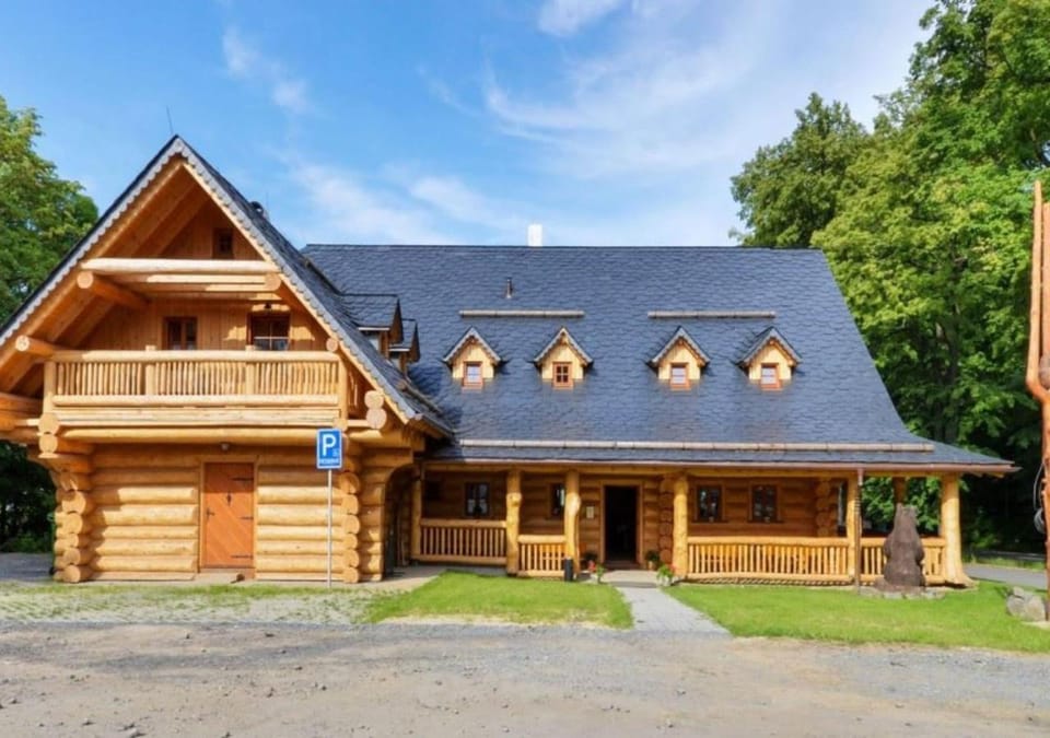 Srub u Medvěda Hotel in Slovakia