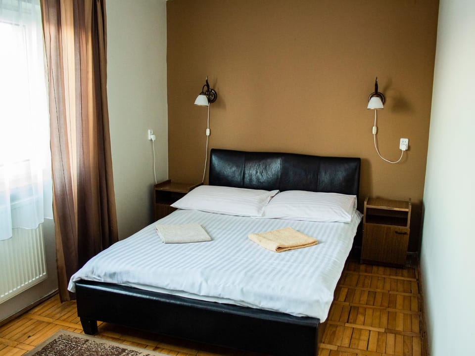 Bed, Other, Decorative detail, Bedroom, Area and facilities