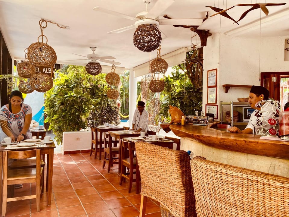 Restaurant/places to eat