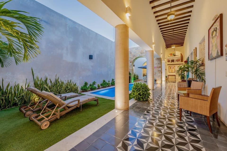 Garden, Balcony/Terrace, Swimming pool