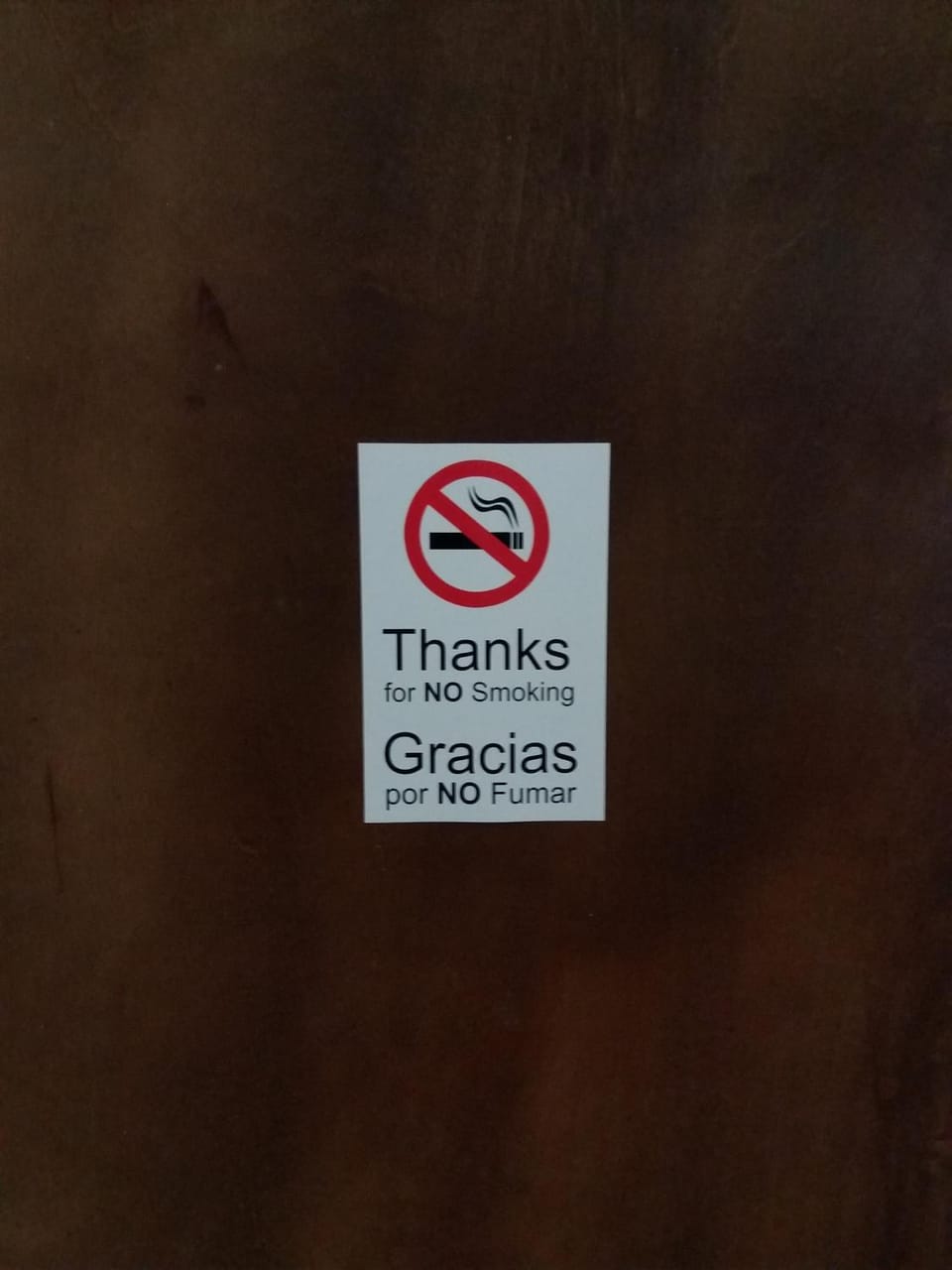 Bedroom, Text overlay