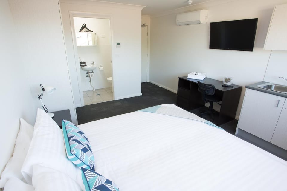 Photo of the whole room, Decorative detail, Bedroom, On site