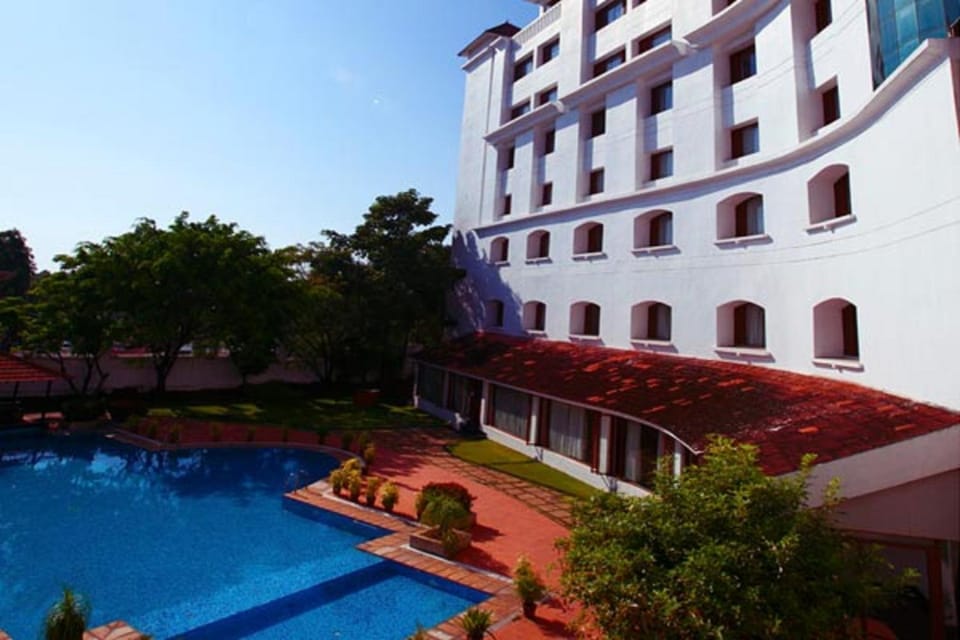 Property building, Decorative detail, Swimming pool